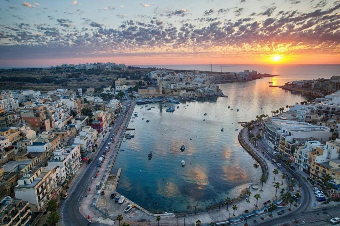 Marsascala 2 Bedroom Apartment Close To Beach! Hpi 6768 Marsaskala Bagian luar foto